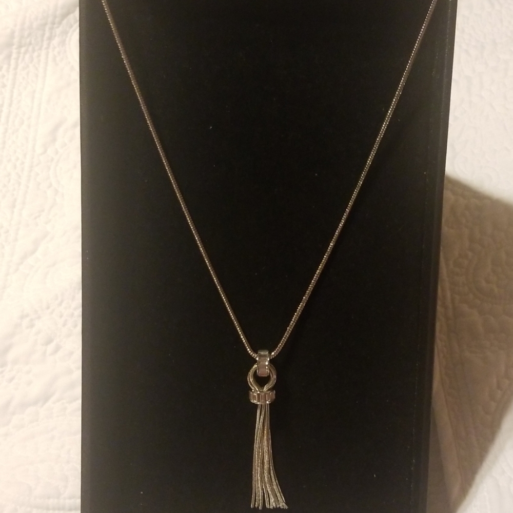 Necklace - Picture 2 of 4